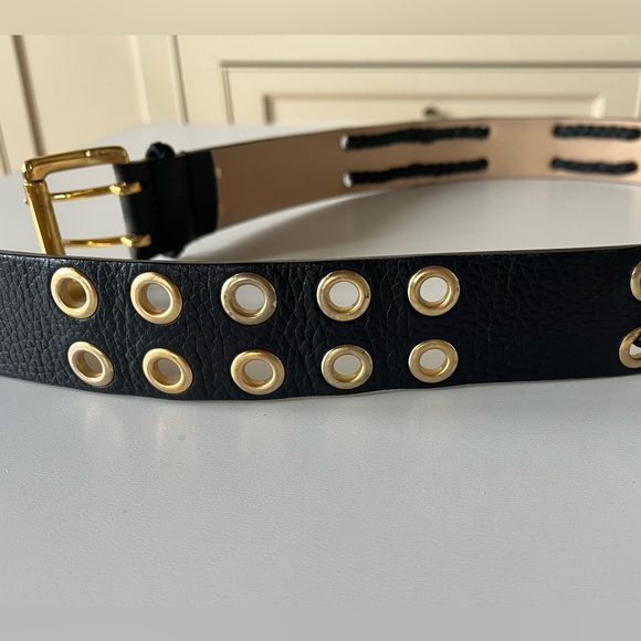 Michael Kors black leather belt w/ gold grommets & cord detail. Like new. Sz M - Picture 5 of 7